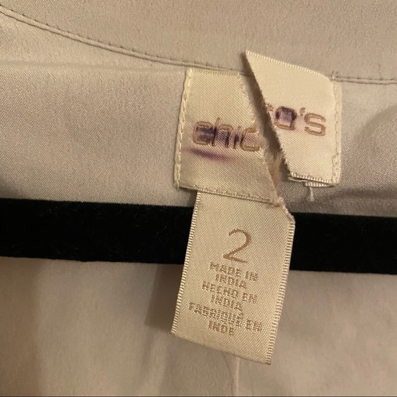 ❌ SOLD ❌ Chico’s size 2 gray/silver velvet jacket - Picture 10 of 14